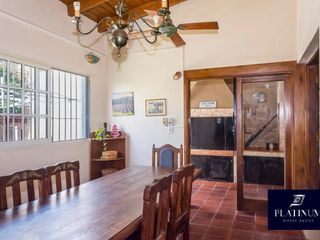Casa en venta de 4 dormitorios c/ cochera en Tres Cerritos Salta