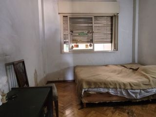 Departamento en venta de 2 dormitorios c/ cochera en Parque Patricios