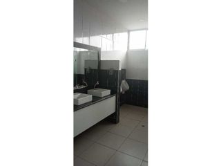 Foto 5 de Edificio de renta sector Sangolquí