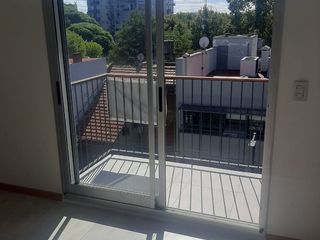 Alquiler Monoambiente frente c/balcón en Saavedra
