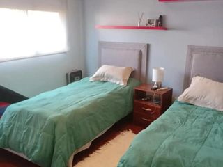 Casa en venta - 3 Dormitorios 3 Baños - 160Mts2 - Villa Sarmiento, Morón