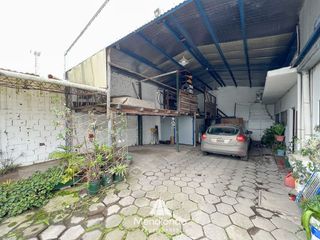 Galpón / Local con vivienda sobre Av. LURO - zona BarrioLibertad