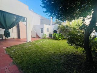 Hermosa casa en venta! Jardín, patio y cochera Villa Urquiza