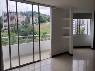 Vendo hermoso Penthouse en Pinares Pereira