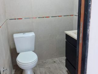 Casa en venta - 2 Dormitorios 2 Baños - Cochera - 420Mts2 - San Vicente