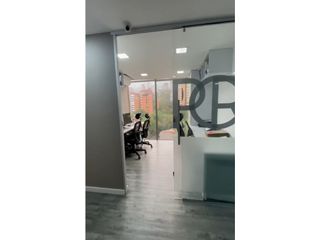 Foto 7 de VENTA OFICINA RENTANDO EN LA TRANSVERSAL INFERIOR EL POBLADO MEDELLN