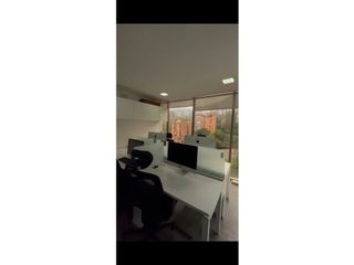 Foto 10 de VENTA OFICINA RENTANDO EN LA TRANSVERSAL INFERIOR EL POBLADO MEDELLN