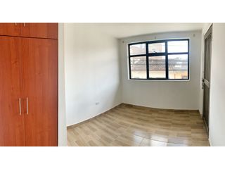 Foto 11 de VENDO CASA SOBRE CRA 9 CENTRO (SECTOR COMERCIAL)