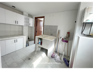Foto 7 de VENDO PENTHOUSE EN LAURELES (CAMPAMENTO)