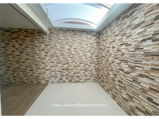 Foto 5 de VENDO CASA EN VERSALLES (AMPLIADA Y REMODELADA)