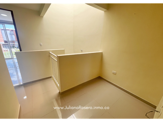 Foto 9 de VENDO CASA EN VERSALLES (AMPLIADA Y REMODELADA)