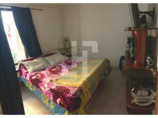 Foto 6 de VENDO CASA BIFAMILIAR POR HOSPITAL SUSANA LOPEZ