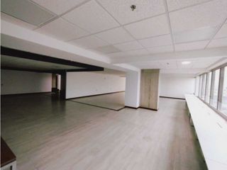Foto 4 de OFICINA EN ARRIENDO 351 M2 A 5 MINUTOS DEL AEROPUERTO
