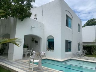 Foto 2 de CASA COJUNTO  CERRADO  FRENTE AL MAR POSOS COLORADOS