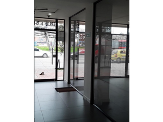Foto 3 de Venta Local Comercial Frente a la estación calle 75 de Transmilenio
