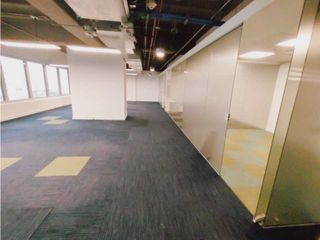 Foto 16 de OFICINA EN ARRIENDO 1361M2 A 5 MINUTOS DEL AEROPUERTO