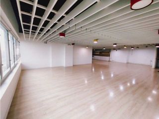 Foto 9 de OFICINA EN ARRIENDO 1361M2 A 5 MINUTOS DEL AEROPUERTO