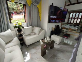 SOLO CONTADO! Casa Unifamiliar De 160 m² Tricentenario Medellin
