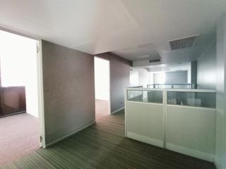 Oficina en alquiler Chacofi 2 piso alto