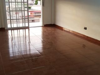 Foto 3 de SEMIPISO DE 3 AMBIENTES , APTO PROF, GRAN BALCON ATERRAZADO , DOS DORMITORIOS  , Y R L FALCON