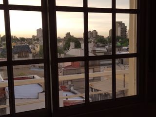 Foto 7 de SEMIPISO DE 3 AMBIENTES , APTO PROF, GRAN BALCON ATERRAZADO , DOS DORMITORIOS  , Y R L FALCON
