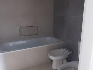 Foto 5 de Departamento en venta en Florencio Varela Oeste