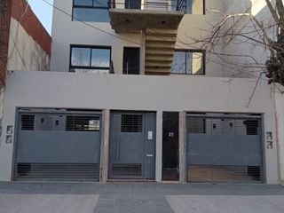 Foto 1 de Departamento en venta en Florencio Varela Oeste