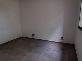 Foto 6 de Departamento en venta en Florencio Varela Oeste
