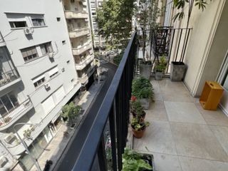 Hermoso departamento en Rodriguez Pena y Arenales  -  amplio y moderno -- 2 dormit. balcon a la calle -muy luminoso.