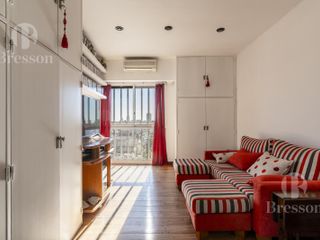 Duplex muy alto y luminoso en Recoleta - Beruti 2600