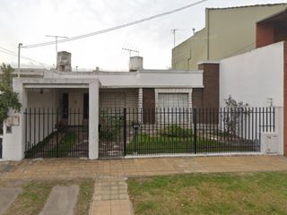 Casa  en Venta Ramos Mejia / La Matanza (A004 4525)