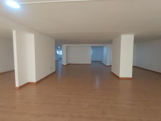 Foto 2 de LOCAL en ARRIENDO en Bogotá Santa Paula-Usaquén