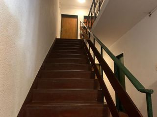 Oportunidad dos ambientes, luminiso,3er piso por escalera