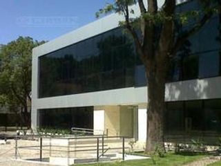 Alquiler de oficina de 138 m2 en Lomas de San Isidro