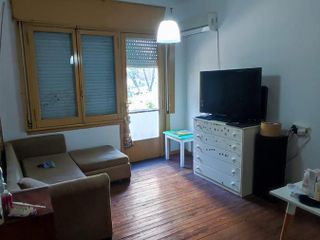 PH en venta - 4 Dormitorios 2 Baños - Cochera - 298Mts2 - La Plata