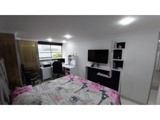 Apartamento venta  en Poblado Ciudad del  Rio,  Tipo Club House