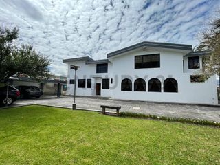 Foto 1 de VENTA CASA CAPELO VALLE DE LOS CHILLOS