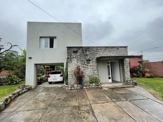 Hermosa casa en venta en Marcial Imbaud 100, Yerba Buena, Tucumán