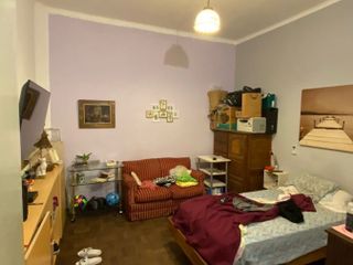 A reciclar casa en venta de 2 dormitorios en Munro, mucho potencial