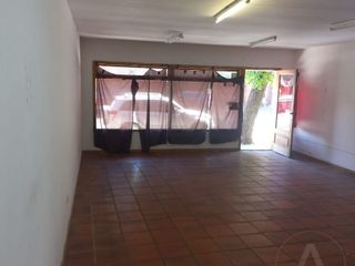 FINA PATAGONIA. Local comercial en alquiler ubicado en San Martin de los Andes