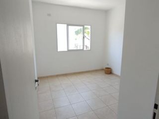 Dúplex en venta de 2 dormitorios c/ cochera en San Miguel
