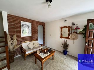 Dúplex en venta de 3 dormitorios c/ cochera en Costa Azul