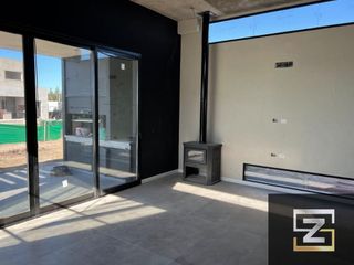 Casa en venta Barrio Privado  San Felipe Canning