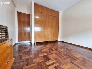 Casa en venta de 4 dormitorios c/ cochera en Centro