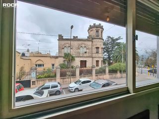 Casa en venta de 4 dormitorios c/ cochera en Centro