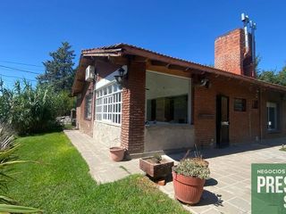 Casa en venta de 2 dormitorios c/ cochera en Patagonia