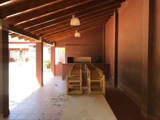 Foto 5 de CASA QUINTA DE 2 DORMITORIOS CON PILETA, ESTABLO Y QUINCHO