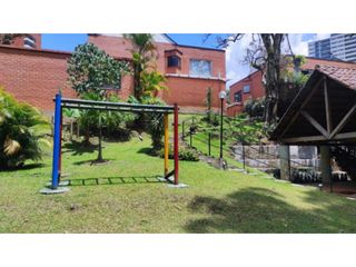 Casa en venta Medellín Poblado - San Lucas