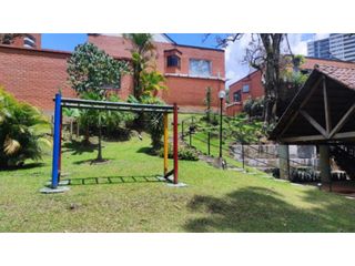 Casa en venta Medellín Poblado San Lucas