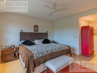 Residencia 4 dormitorios - Los Troncos